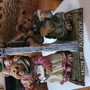 Verna and Shirlie Recipe for Friendship Boyd's Bearstone Figurine